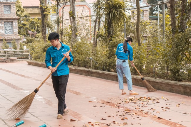 Chùa Hòa Phúc: Sinh viên trường đại học Giao Thông Vận Tải – Hà Nội về chùa sinh hoạt